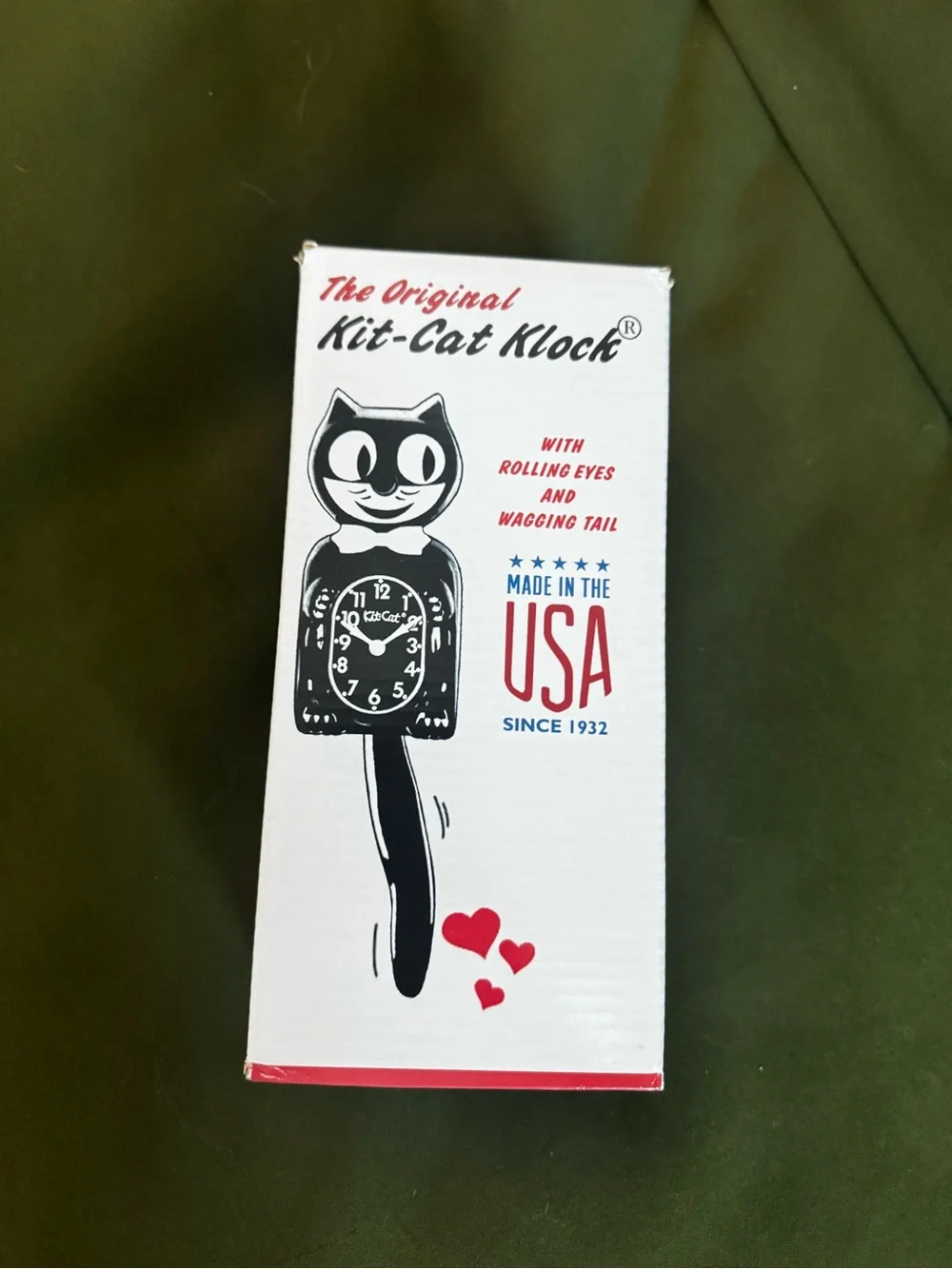 Pink Retro Kit Kat Cat Wall Clock with Moving Tail - NWT